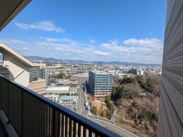 ミリカ・ヒルズⅡ街区E棟