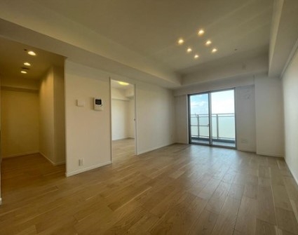 ローレルスクエア高槻ウエストタワーA棟