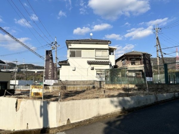 高槻市日吉台六番町の土地