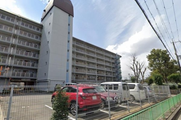 ローレルハイツ茨木総持寺1号棟