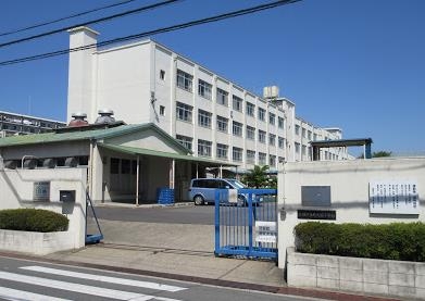 高槻市野田3丁目の土地(高槻市立北大冠小学校)