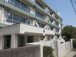 ロジュマン茨木(茨木市立西中学校)