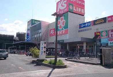 高槻市中川町の土地(ライフ高槻城西店)