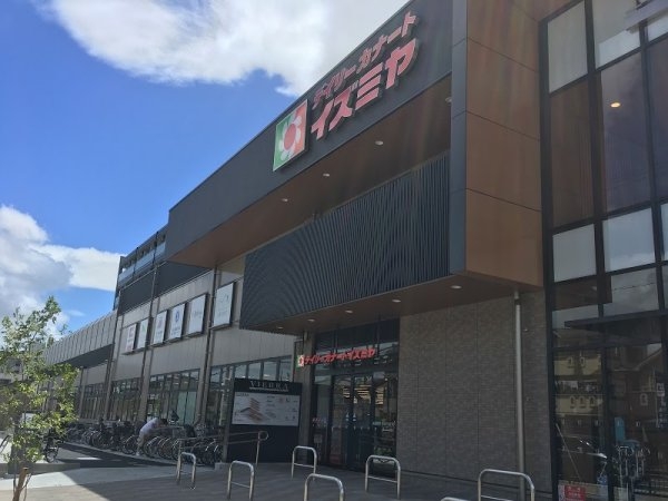 プレサンスグラン茨木壱番館(デイリーカナートイズミヤ新中条店)