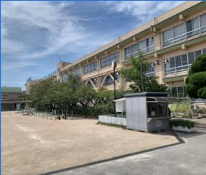 茨木駅前ビル(メゾン茨木)(茨木市立春日丘小学校)