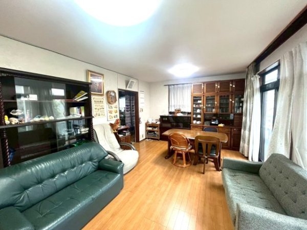 高槻市真上町６丁目の中古一戸建て