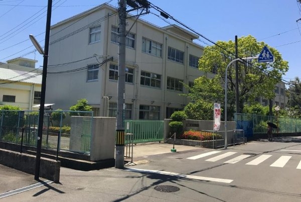 高槻市安満西の町の土地(高槻市立磐手小学校)