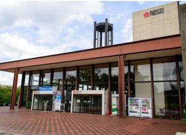 茨木市南春日丘５丁目の中古一戸建て(万博記念公園EXPO'70(エキスポナナジュウ)パビリオン)