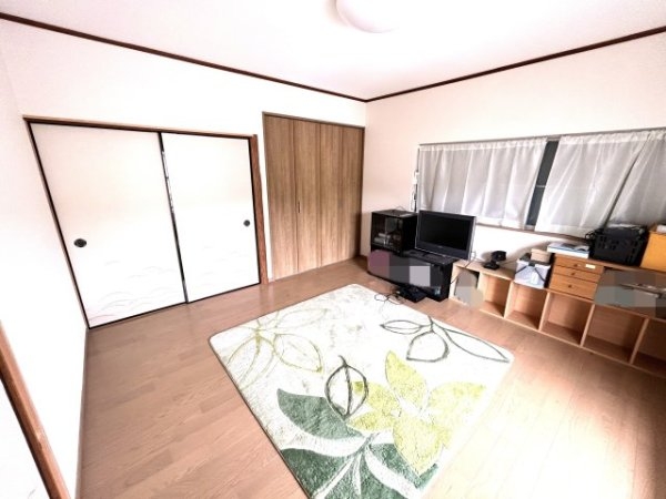 高槻市安岡寺町５丁目の中古一戸建て