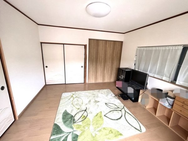 高槻市安岡寺町５丁目の中古一戸建て