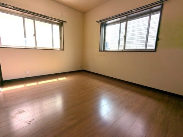 茨木市東奈良１丁目の中古一戸建て