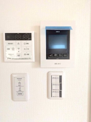 ■専任物件　■高槻市大冠町二丁目新築戸建て