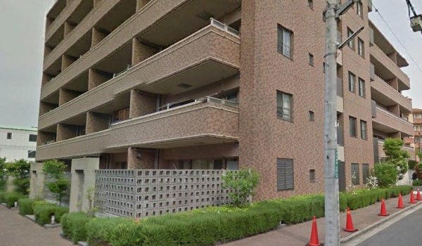 クレアガーデン高槻松風館