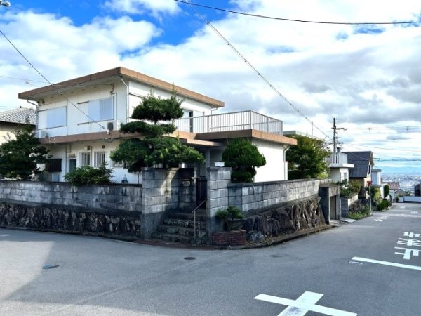 茨木市山手台５丁目の土地