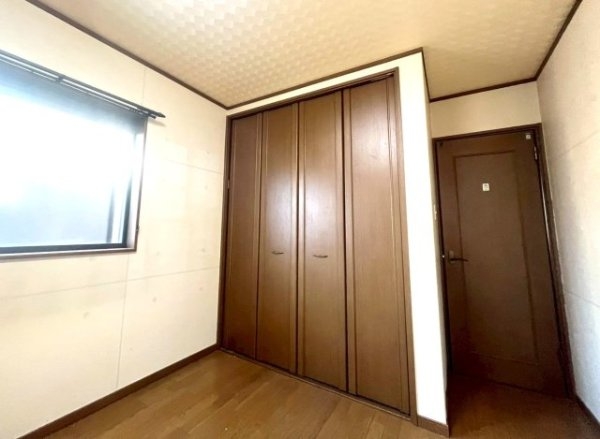 高槻市栄町3丁目の中古一戸建て(洋室)