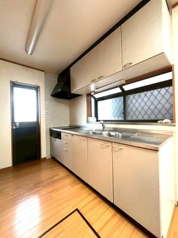 茨木市中津町の中古一戸建て