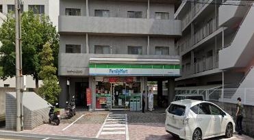 ライオンズマンション茨木ニューシティーB街区(ファミリーマート米田総持寺店)