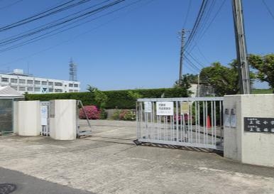 高槻市淀の原町の土地(高槻市立上牧小学校)