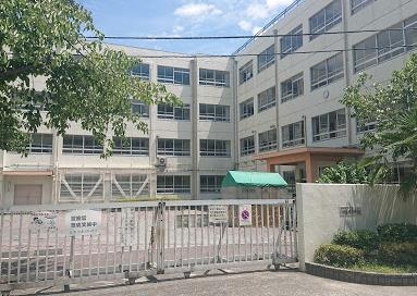 高槻市辻子３丁目の中古一戸建て(高槻市立竹の内小学校)
