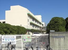 南茨木駅前ハイタウンB棟(茨木市立天王小学校)