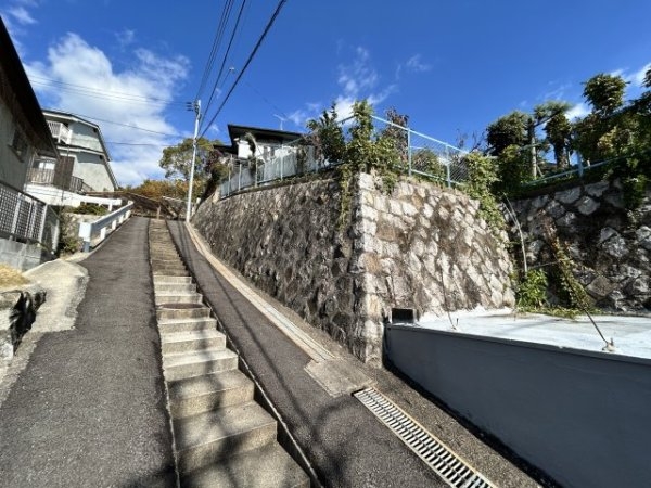 茨木市北春日丘２丁目の土地