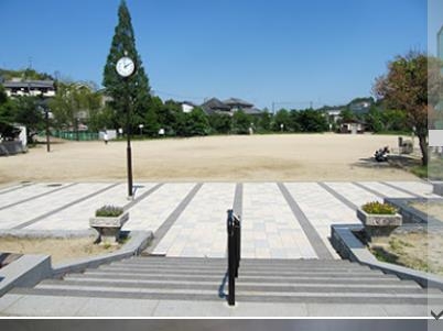 茨木市北春日丘２丁目の土地(春日丘公園)