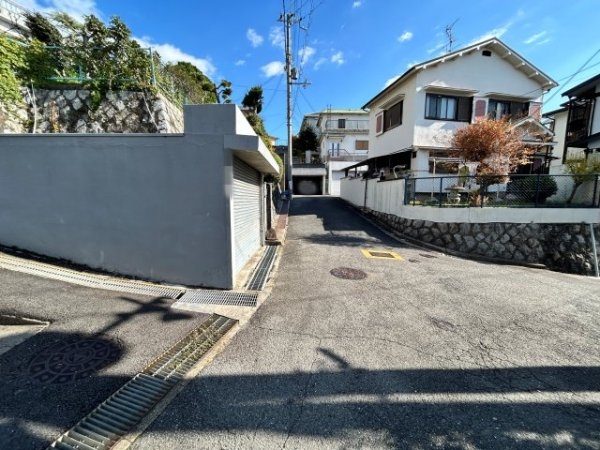 ■700万円値下げしました■茨木市北春日丘２丁目　建築条件な