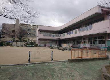 高槻ロイヤルマンション(高槻市立松原幼稚園)