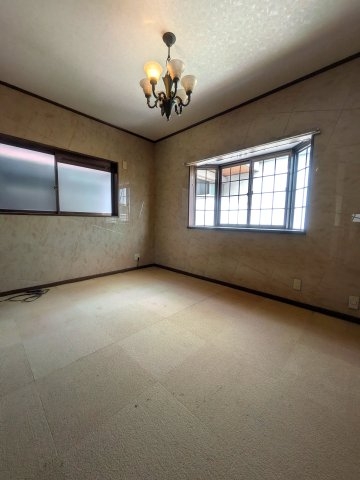 高槻市淀の原町の中古一戸建て