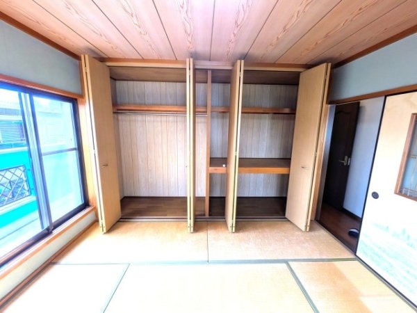 高槻市淀の原町の中古一戸建て