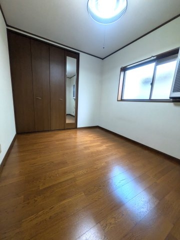 高槻市淀の原町の中古一戸建て