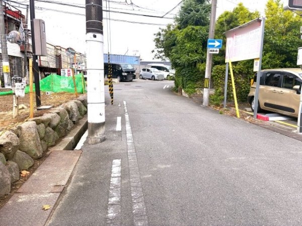 茨木市総持寺駅前町