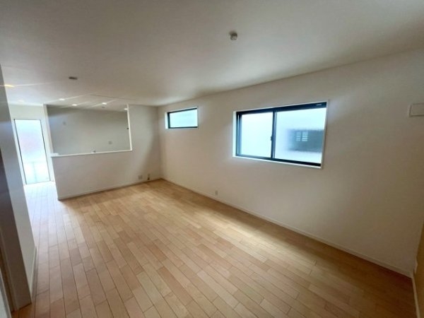高槻市安岡寺町５丁目の中古一戸建て