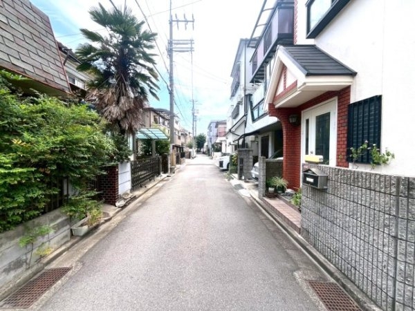 高槻市春日町　中古戸建