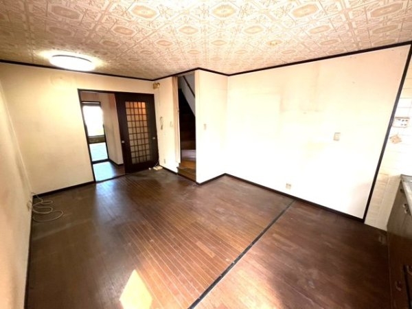 高槻市淀の原町の中古一戸建て
