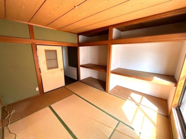 高槻市淀の原町の中古一戸建て