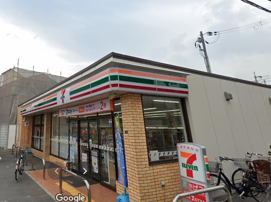 ウエリス茨木(セブンイレブン茨木中村町店)