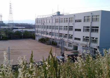 高槻市唐崎中３丁目の中古一戸建て(高槻市立三箇牧小学校)