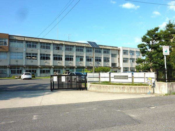 日進市折戸町鎌ケ寿の土地(日進市立南小学校)