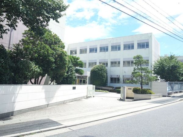 名古屋市天白区天白町大字平針字黒石の土地(名古屋市立平針中学校)