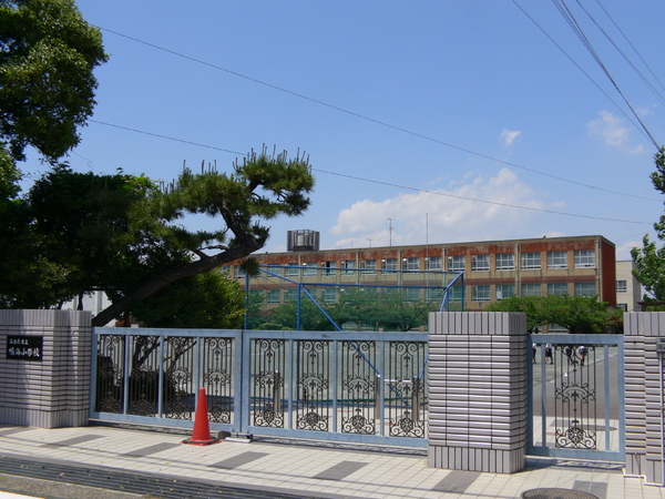 名古屋市緑区鳴海町字宿地の土地(名古屋市立鳴海小学校)