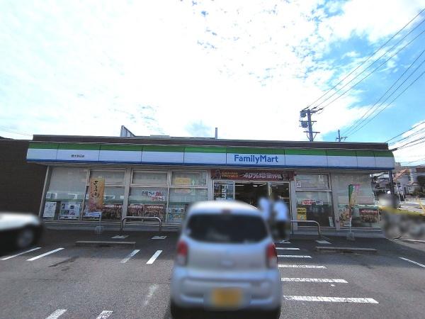 新築分譲住宅　緑区漆山　A棟(ファミリーマート緑太鼓田店)