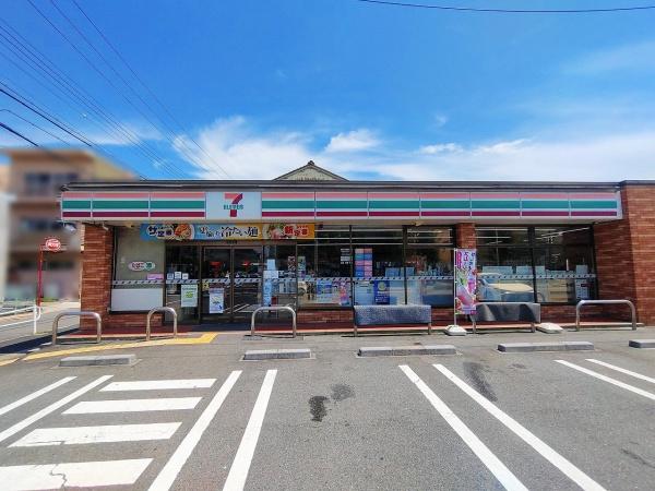 新築分譲住宅 天白区福池5期 全1棟(セブンイレブン名古屋福池1丁目店)