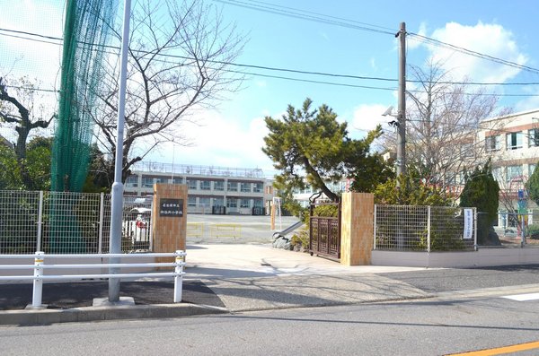 名古屋市昭和区天神町1丁目の中古一戸建て(名古屋市立御器所小学校)