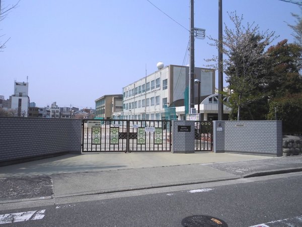 野村ステイツ吹上公園(名古屋市立北山中学校)