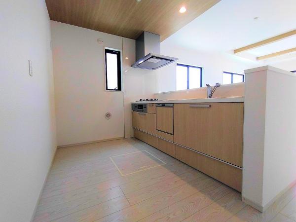 新築分譲住宅　天白区一本松1期　2号棟
