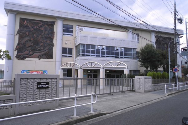 新築分譲住宅 瑞穂区上坂町1期 2号棟(名古屋市立田光中学校)