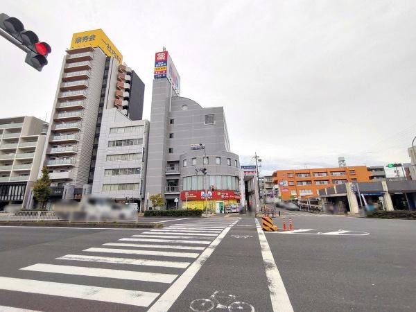 西一社第二団地102号棟(B&Dドラッグストア一社店)