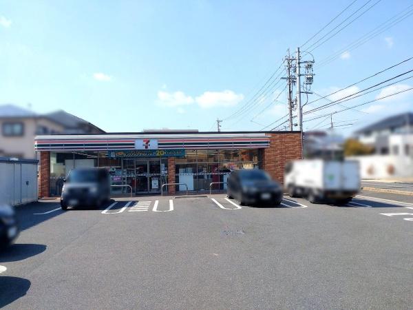 名古屋市瑞穂区亀城町6丁目の中古一戸建て(セブンイレブン名古屋高田町2丁目店)