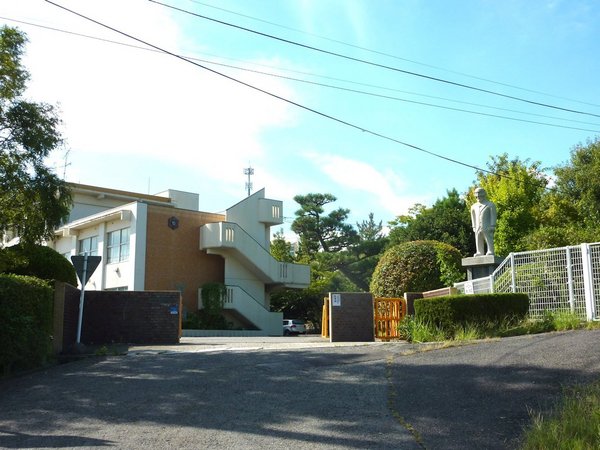 新築分譲住宅 日進市藤島町長塚 2号棟(日進市立東小学校)